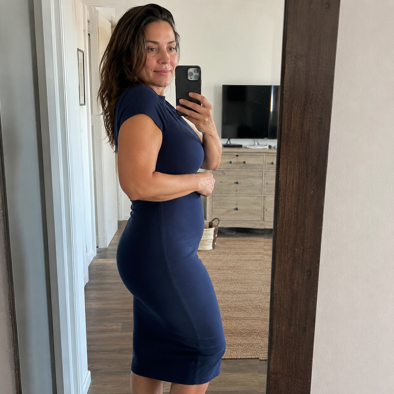 Élan bodysuit worn with jeans